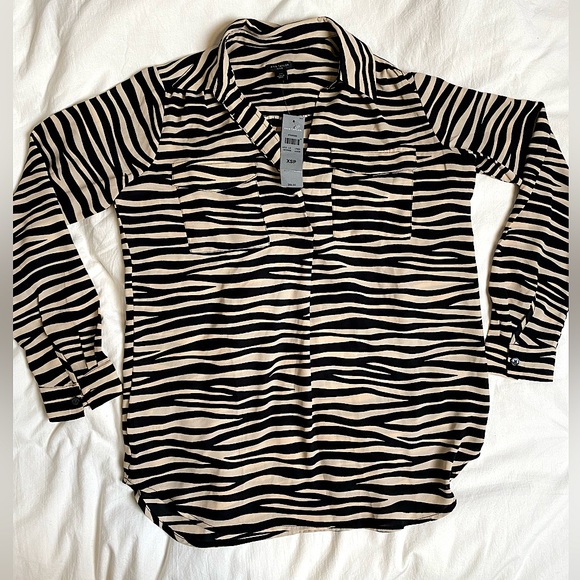 Ann Taylor Zebra Print Long Sleeve Blouse Size XSP - Picture 1 of 7